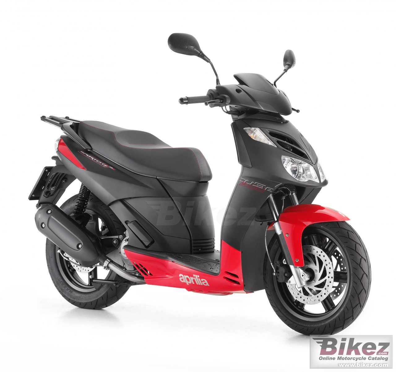 Big Aprilia sportcity cube 300 picture and wallpaper from Bikez.com